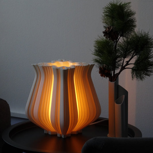 Elbetitsa Table Lamp